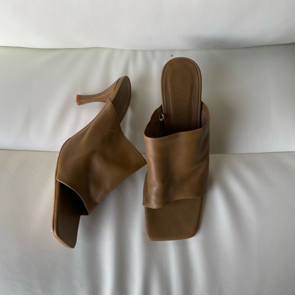 Zara square toed kitten heel